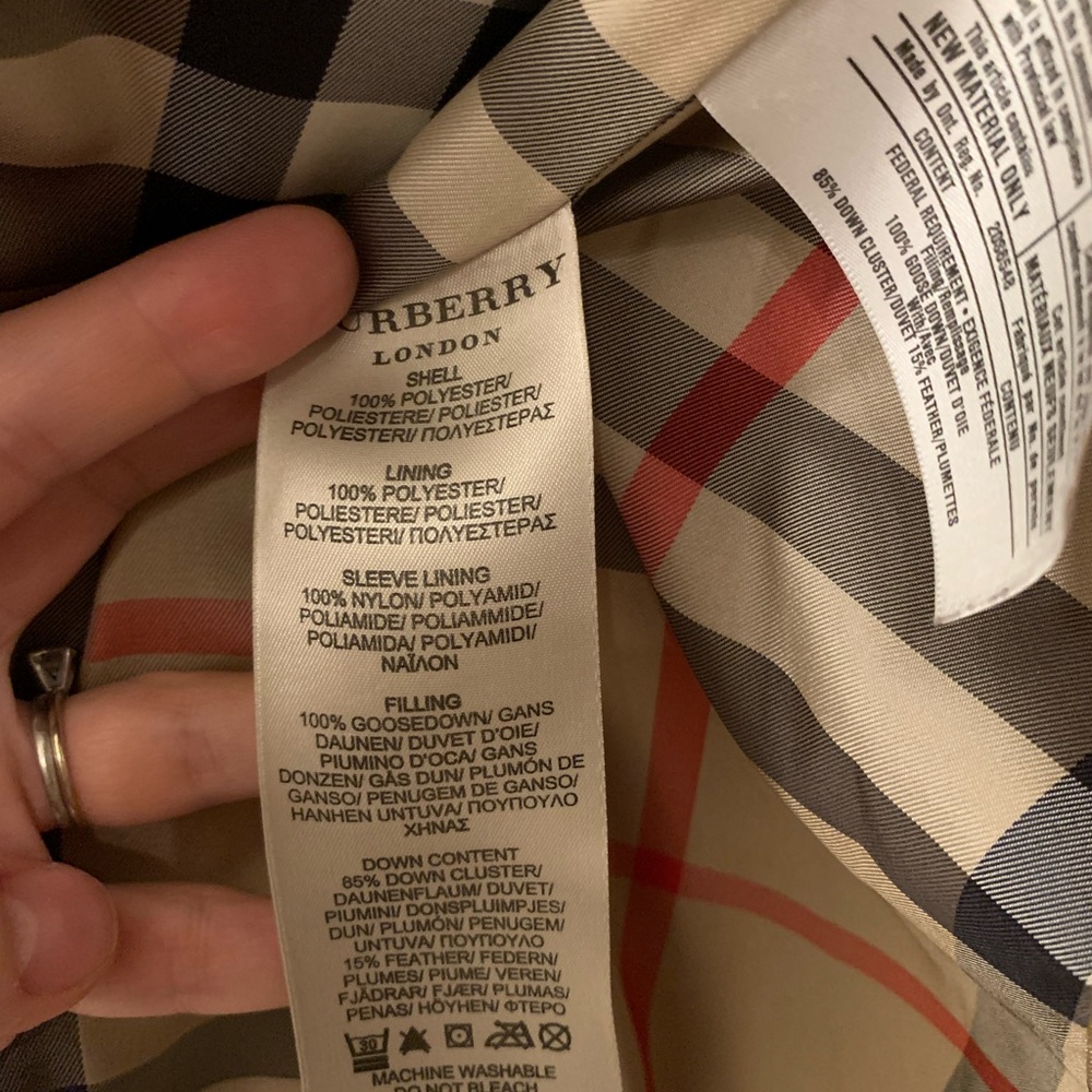 Authentic Burberry Jacket - Picture 4 of 16
